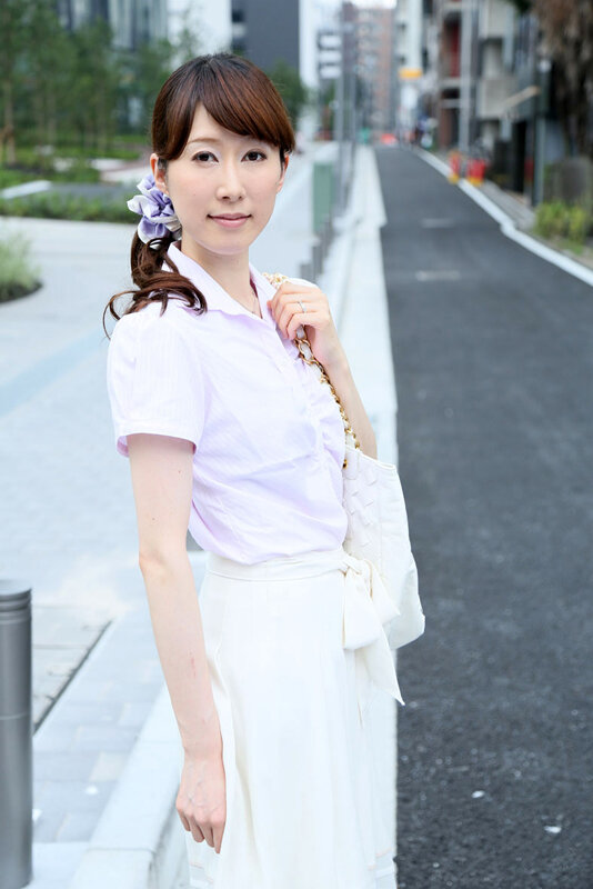 「【素人人妻】巨乳主婦が興奮してフェラ奉仕！モニタリング企画で20人の人妻が濃厚プレイ」のサムネイル