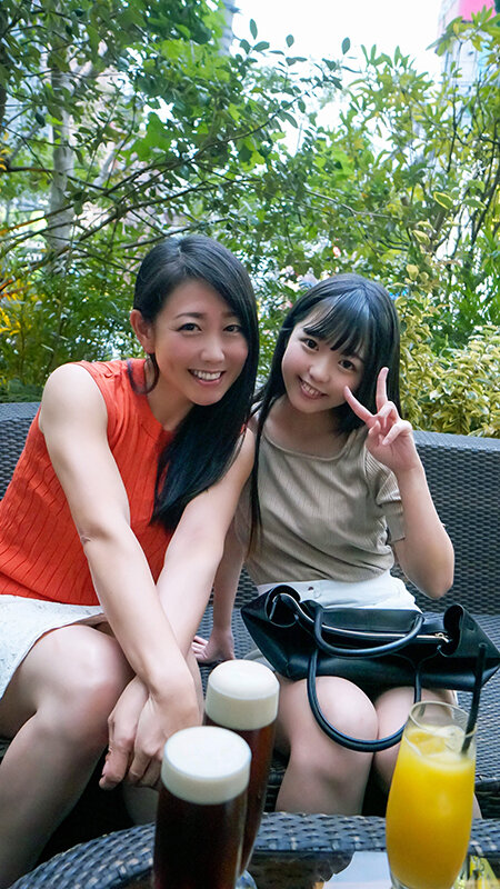 「【素人熟女】欲求不満の人妻母12名がナンパで潮吹きアクメ!フェラから中出しまで4時間」のサンプル画像19枚目