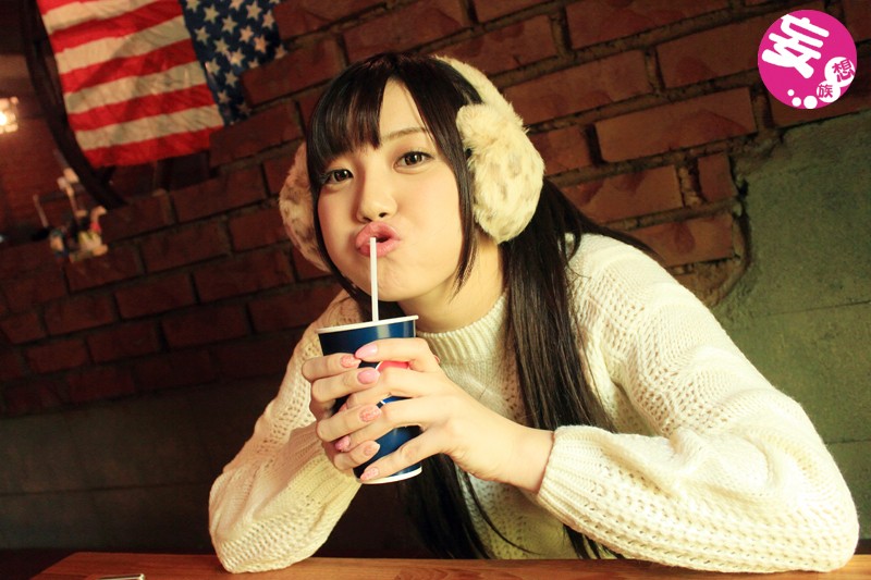 「亜莉西 Gカップ巨乳コリアンハーフ美少女に中出し ミニ系天然美女の初撮りデビュー」のサムネイル