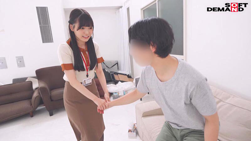 「【松永あかり】清楚系OL痴女が騎乗位と足コキでM男を責める!ドS美女のイジメプレイ」のサンプル画像6枚目