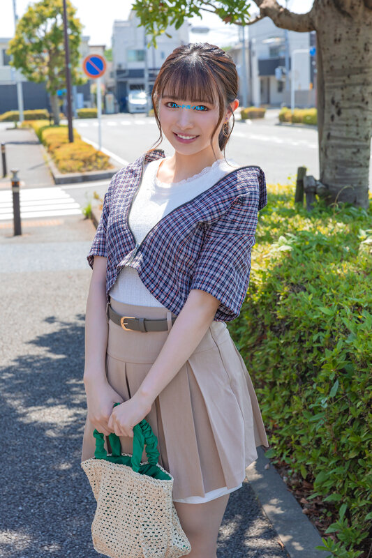 「【素人女子大生】マジックミラー号で黒髪美少女がナンパされ潮吹き・中出しされる野球拳企画」のサンプル画像16枚目