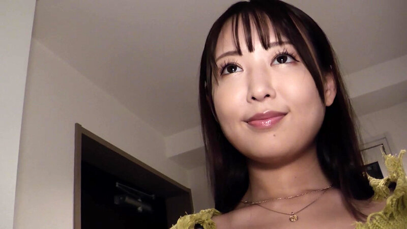 「葉月まゆが痴女る姉妹NTR！パイパン姉の騎乗位・中出しで寝取られる濃厚プレイ」のサンプル画像1枚目