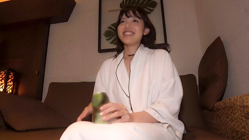 「岬さくら 巨乳巨尻の清楚お姉さんとハメ撮り中出し!プライベート感満載の二人きりお泊まり映像」のサンプル画像11枚目