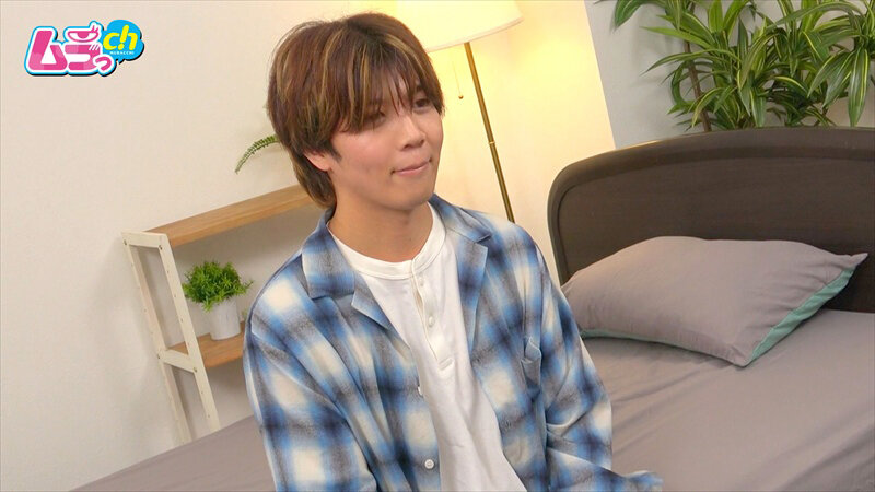 「葉月ひなが素人男子と濃密体験！スレンダー美女のリアルSEXドキュメント」のサムネイル