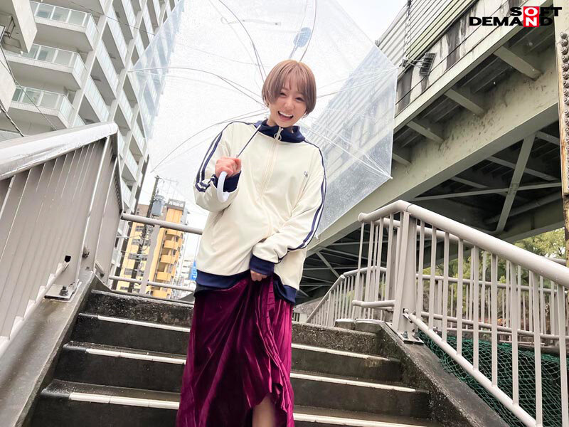 「【素人】新宿在住アパレル店員あかねさん（30）の2段階NTR寝取られハメ撮り中出し映像」のサンプル画像2枚目