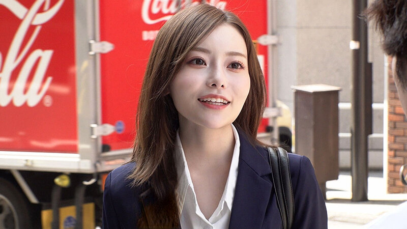 「【素人秘書】ビジネススーツの美人OLが中出しされてイキまくる!大手企業秘書のガチ絶頂映像」のサンプル画像6枚目