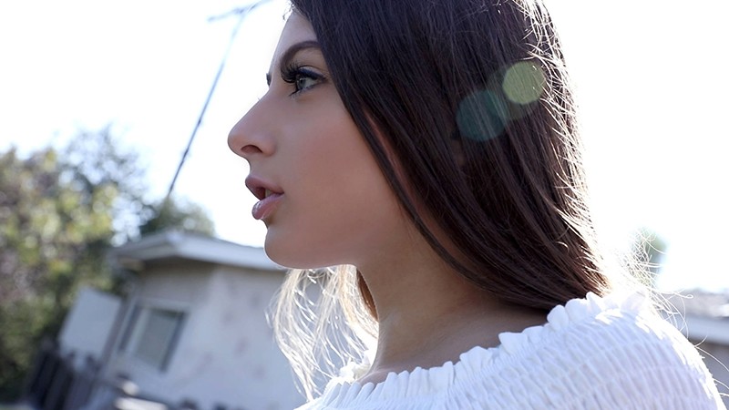 「【ミア】爆尻100cm超え白人素人女子大生に中出し！LAから来た巨尻美女の5時間ベスト」のサンプル画像3枚目