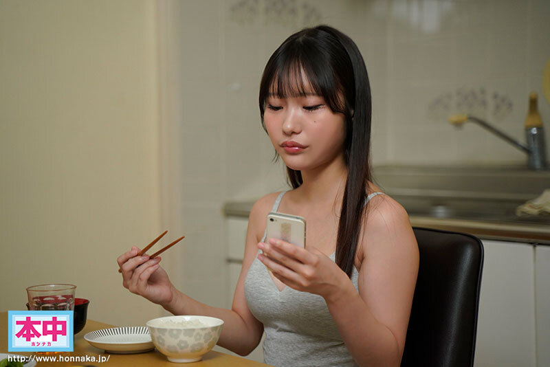 「鈴の家りん 巨乳女子校生の反抗期娘を中出しで躾ける制服プレイ動画」のサムネイル