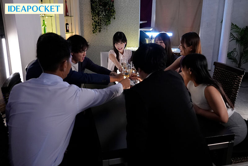 「桜空もも OL新人社員が中出しアクメで絶頂！嫉妬された可愛い女子社員の衝撃オーガズム体験」のサンプル画像2枚目