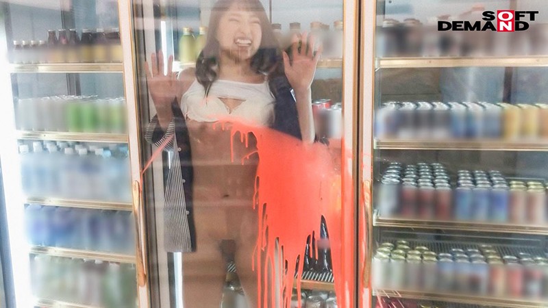 「渚みつき 野外・露出プレイで大暴走!テンション爆上げの過激バラエティAV作品」のサンプル画像3枚目