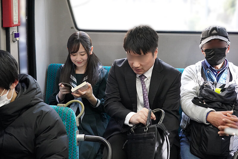 「【美少女JK】ミニ系女子校生が優しくご奉仕♡中出し&ごっくんで満足させてくれる癒し系作品」のサムネイル